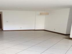 Apartamento para Locação em Rio de Janeiro - 2